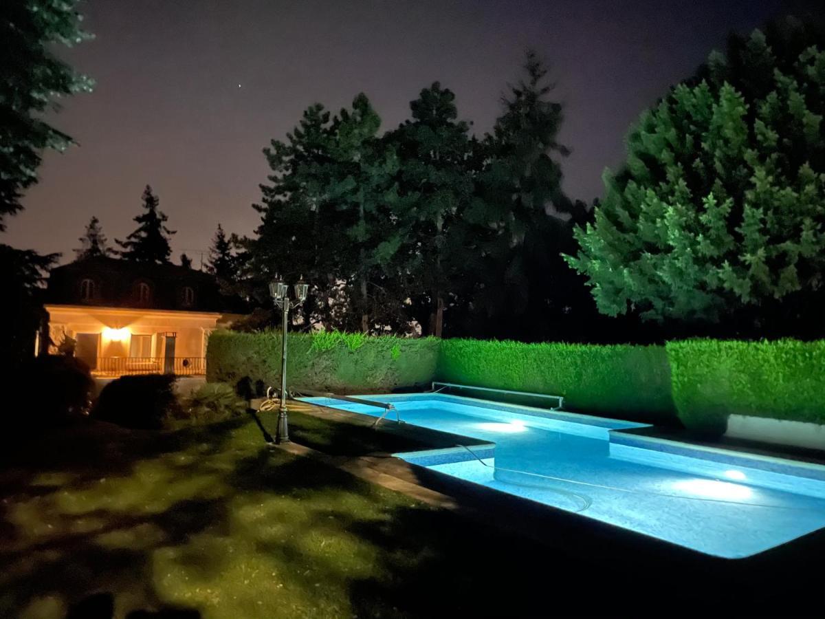 Hotel Particulier De Montmorency - Proche Aeroport Paris Roissy-Charles De Gaulle מראה חיצוני תמונה